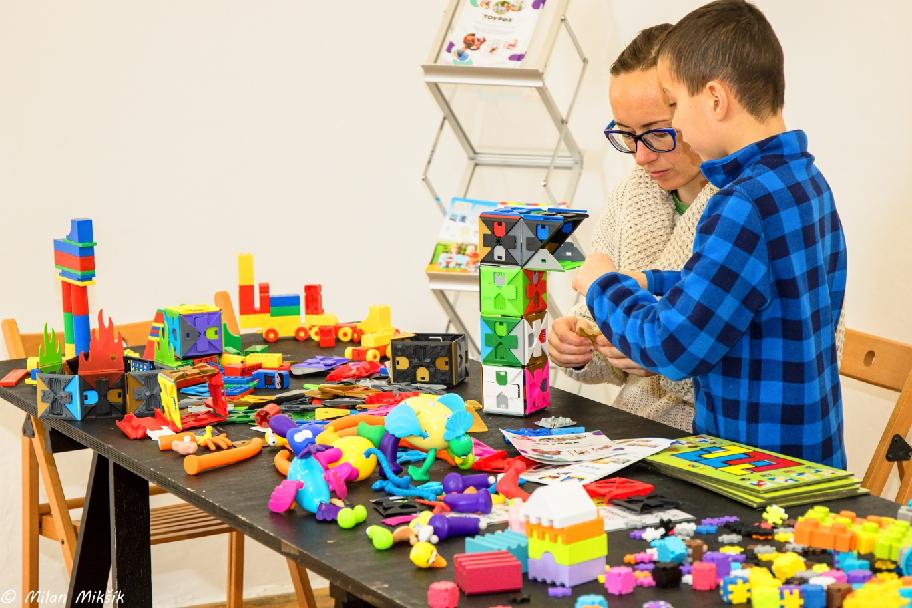 toypex festival iq play